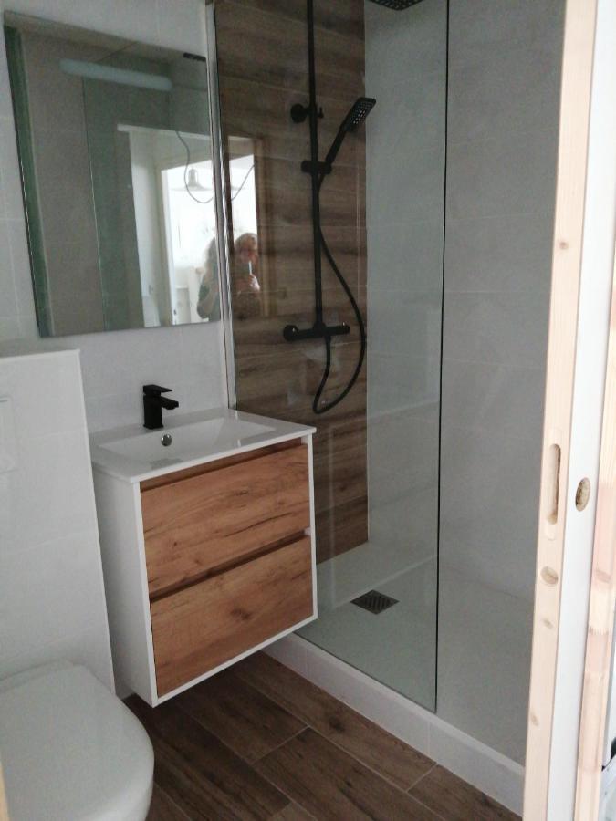 Appartement Vue Sur Mer, 100 M De La Plage Carantec Exterior foto